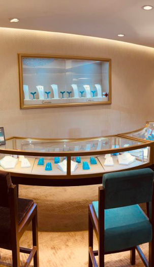 Flagship Store